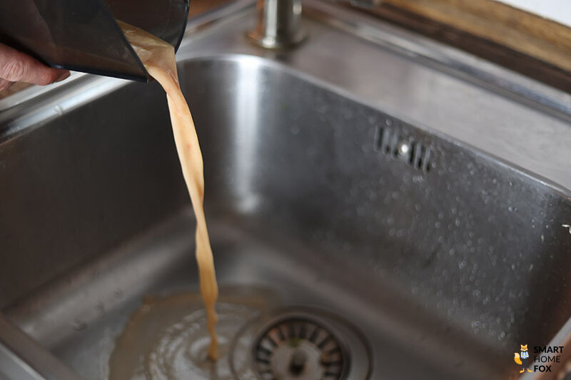 Schmutzwassertank der Dreame Wischsauger leeren